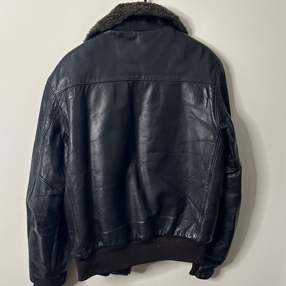 Vintage L.L. Bean Leather Bomber Jacket with Shearling Lining & Collar - Picture 6 of 8
